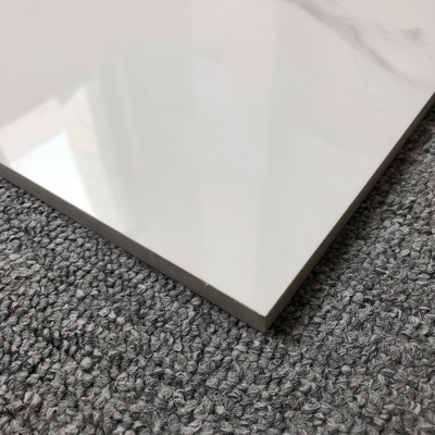 Waterabsorptie 0,5% 60x60 cm Gouden Calacatta Porselein Gelaste Witte Wandtegels