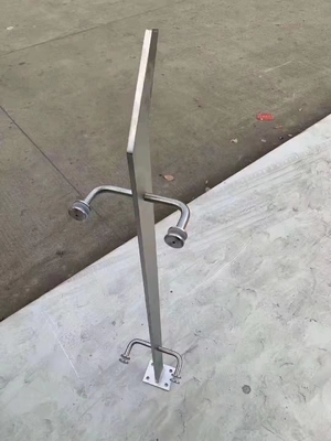 304 roestvrij staal villa vloer gemonteerde zuil brug trap met glazen handrail