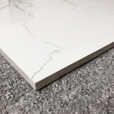 600*600mm Volledig lichaam Porselein Goud.Witte binnenkamer vloertegels voor tijdloze charme
